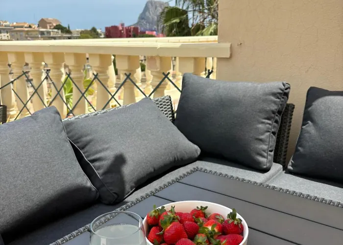 2 Bedroom Duplex I 칼페