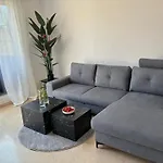 2 Bedroom Duplex I Appartement