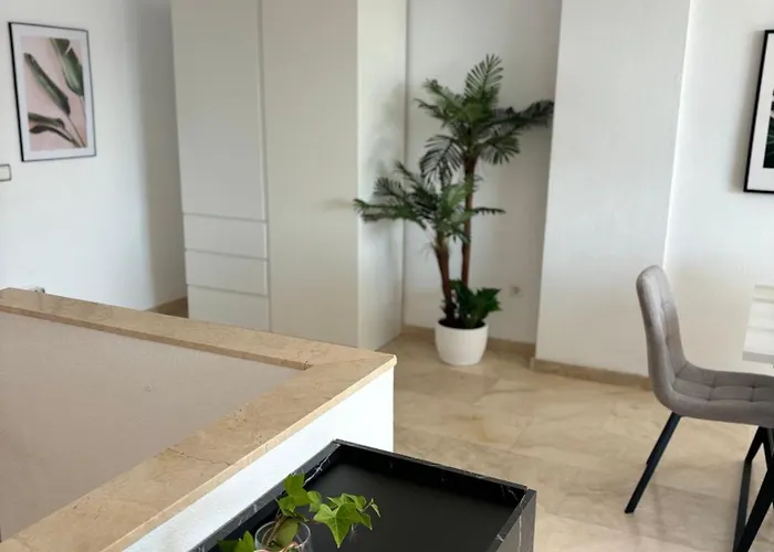 Apartment 2 Bedroom Duplex I